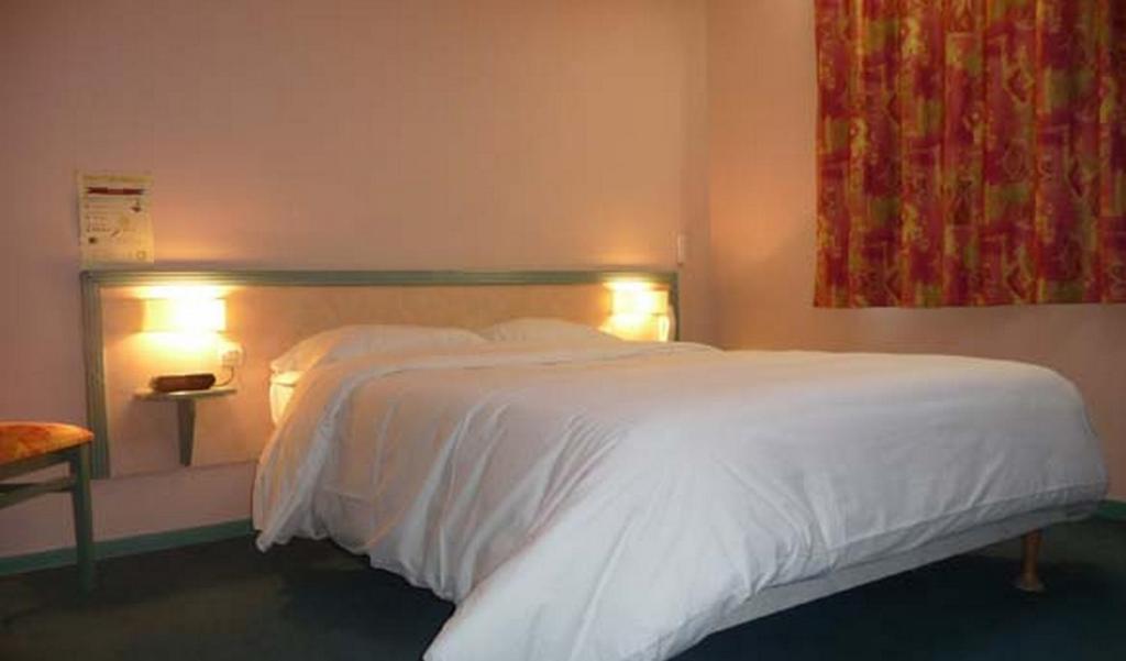 Hotel le Chatelain Faulquemont Ruang foto